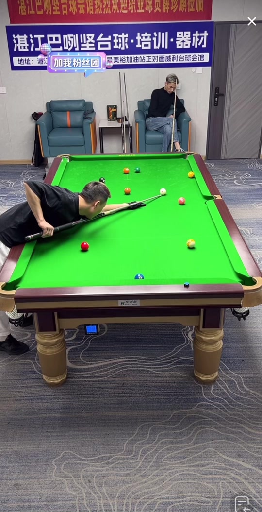 却被伊万打 却被伊万打