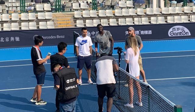 当今足坛 当今足坛