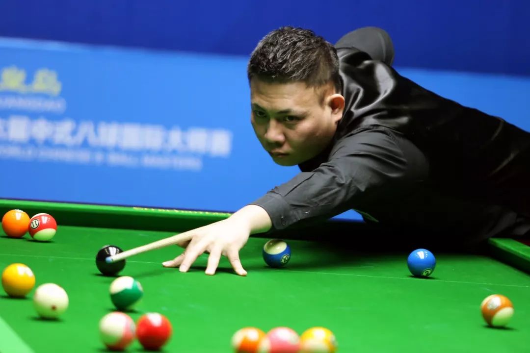 在紧张而激 在紧张而激